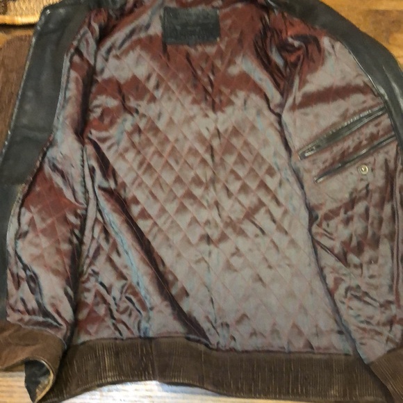 Vintage Guess U.S.A. Genuine leather jacket - Picture 12 of 16